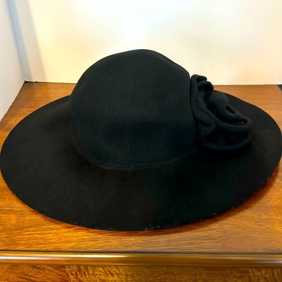 Jessica Simpson Black Wool Woman’s Hat - Picture 1 of 10